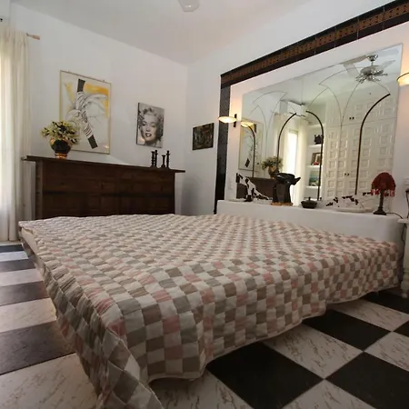 Almadrava T-0818 Villa